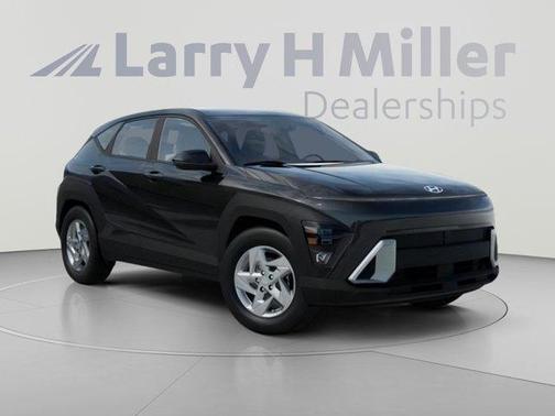 Abyss Black Pearl 2027 Hyundai KONA SE