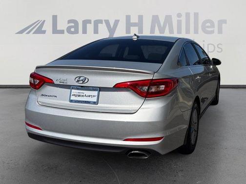 2016 Hyundai SONATA SE