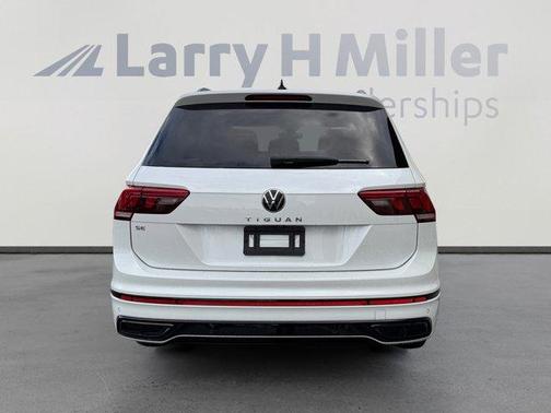2022 Volkswagen Tiguan 2.0T SE R-Line Black