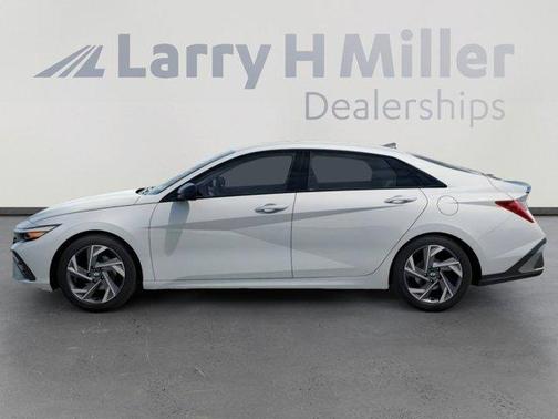 2026 Hyundai ELANTRA SEL