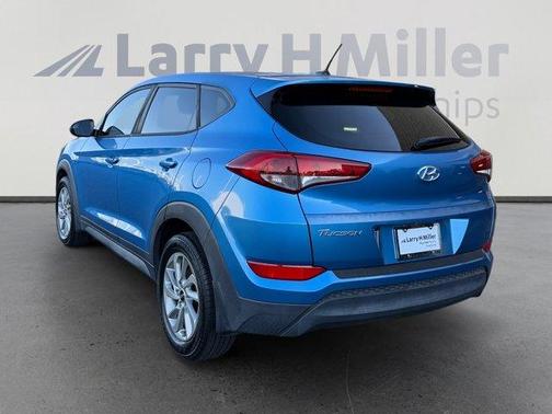 2017 Hyundai TUCSON SE