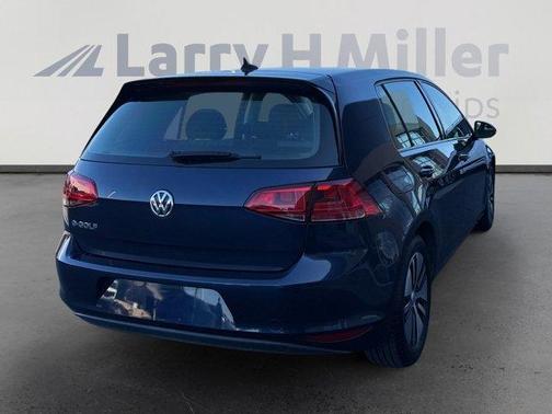 2016 Volkswagen e-Golf SE
