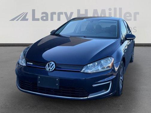2016 Volkswagen e-Golf SE