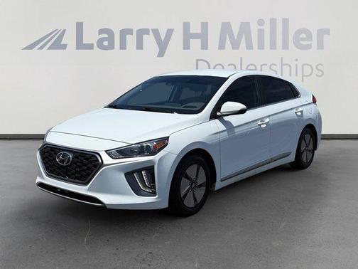 2022 Hyundai IONIQ Hybrid SE