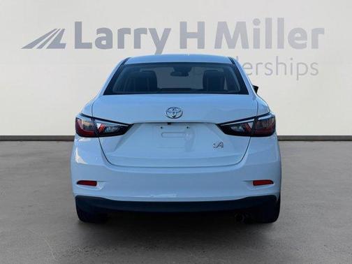 2017 Toyota Yaris iA Base