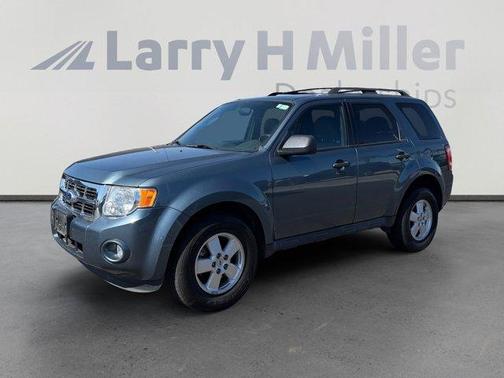 Steel Blue Metallic 2011 Ford Escape XLT