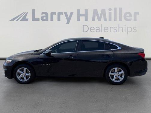 Mosaic Black Metallic 2017 Chevrolet Malibu 1LS