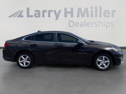 Mosaic Black Metallic 2017 Chevrolet Malibu 1LS