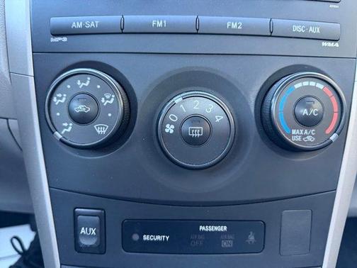 2009 Toyota Corolla LE