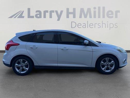 Oxford White 2014 Ford Focus SE