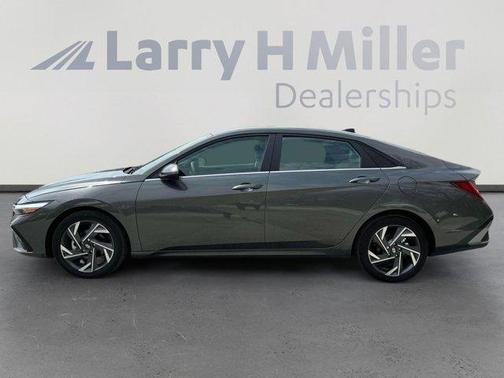 2025 Hyundai ELANTRA HEV Limited