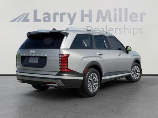 Silver Metallic 2026 Hyundai Palisade Hybrid 7P