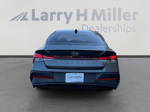 Amazon Gray 2024 Hyundai ELANTRA SEL