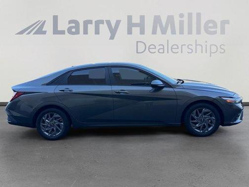Amazon Gray 2024 Hyundai ELANTRA SEL