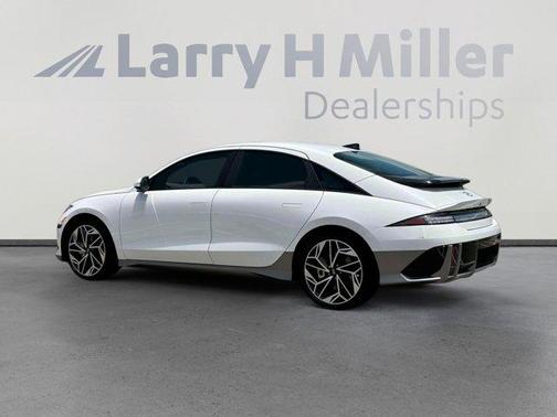 2025 Hyundai IONIQ 6 SEL