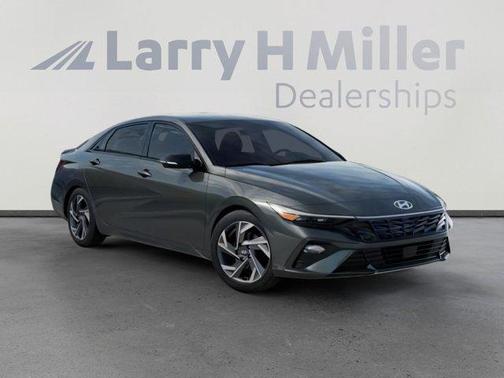 2025 Hyundai ELANTRA HEV SEL Sport