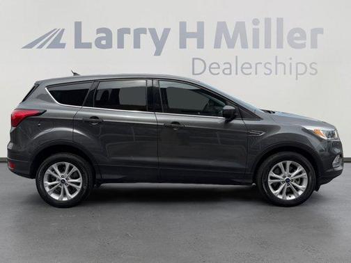 Magnetic 2019 Ford Escape SE