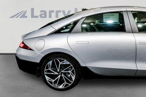 2025 Hyundai IONIQ 6 SEL