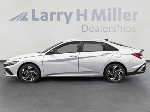 2026 Hyundai ELANTRA HEV SEL