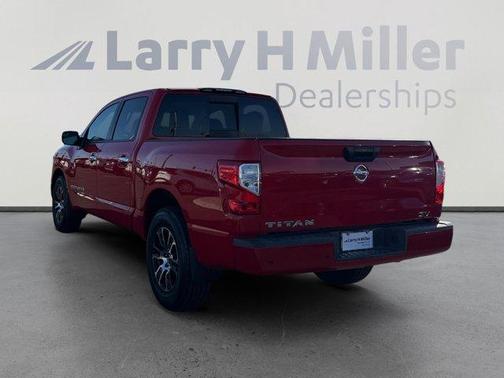 2020 Nissan Titan SV