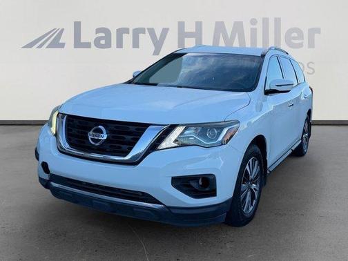 2017 Nissan Pathfinder S