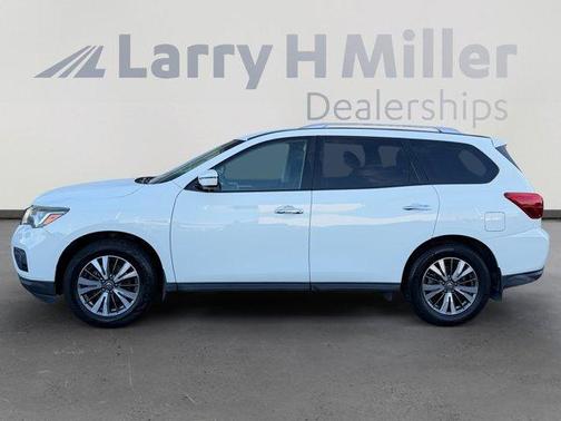 2017 Nissan Pathfinder S