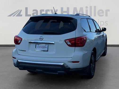 2017 Nissan Pathfinder S