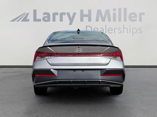 2026 Hyundai ELANTRA SEL