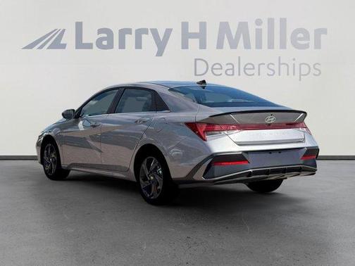 2026 Hyundai ELANTRA SEL