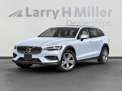 2021 Volvo V60 Cross Country T5