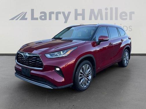 2021 Toyota Highlander Hybrid Platinum