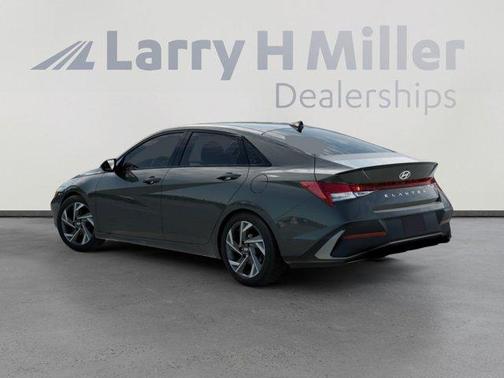 2026 Hyundai ELANTRA SEL