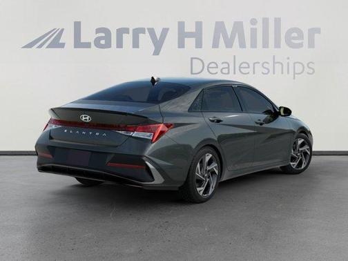 2026 Hyundai ELANTRA SEL