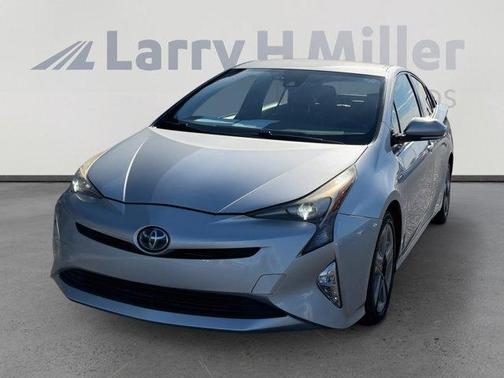2016 Toyota Prius Three Touring