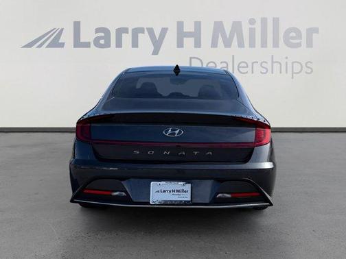 2022 Hyundai SONATA SE