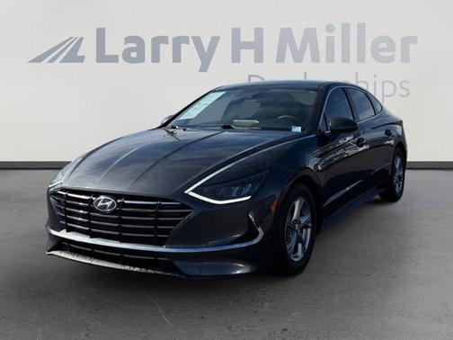 2022 Hyundai SONATA SE