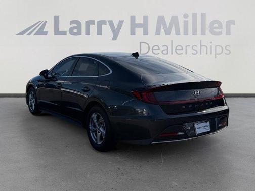 2022 Hyundai SONATA SE