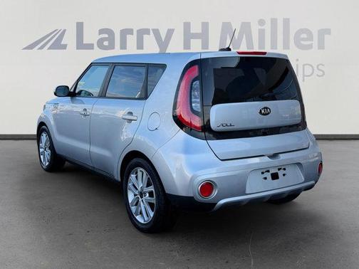 2017 Kia Soul +