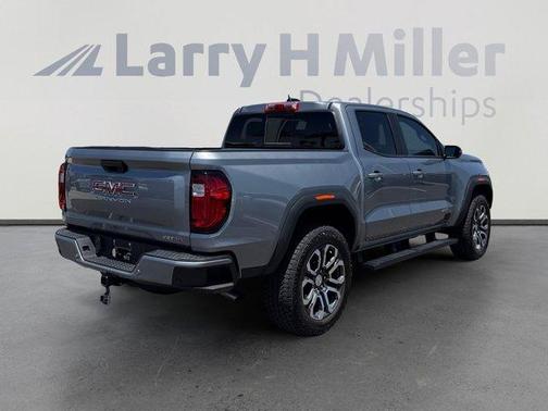 Sterling 2024 GMC Canyon AT4