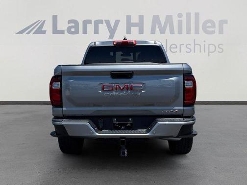 Sterling 2024 GMC Canyon AT4