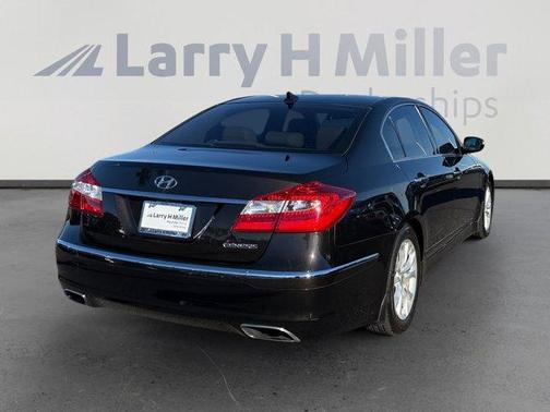 2013 Hyundai Genesis 3.8