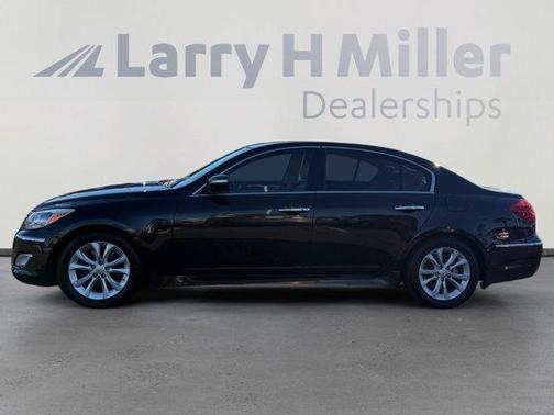 2013 Hyundai Genesis 3.8