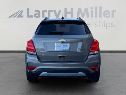 Stone Gray Metallic 2020 Chevrolet Trax LT