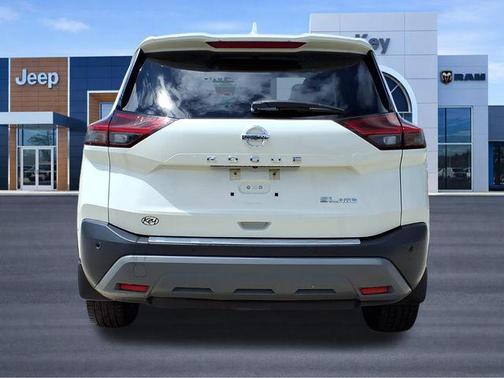Pearl White Tricoat 2021 Nissan Rogue SL