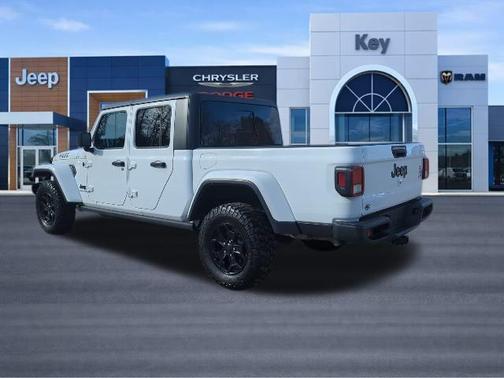 2023 Jeep Gladiator Willys 4x4