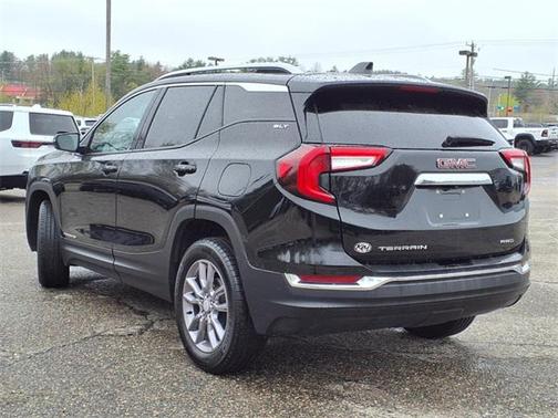 2023 GMC Terrain SLT