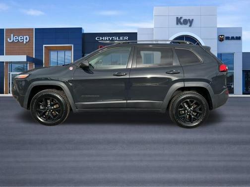 2017 Jeep Cherokee Trailhawk