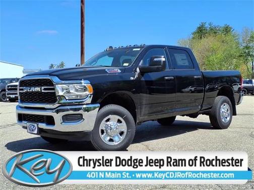 2024 RAM 2500 Tradesman Crew Cab 4x4 6'4' Box
