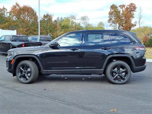 2025 Jeep Grand Cherokee Altitude