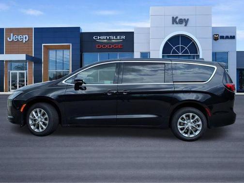 Pxj 2027 Chrysler Pacifica L